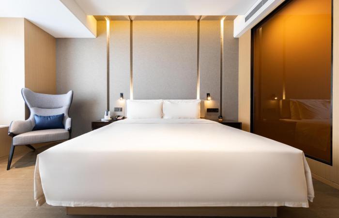 atour hotel jinan gongye south road cbd