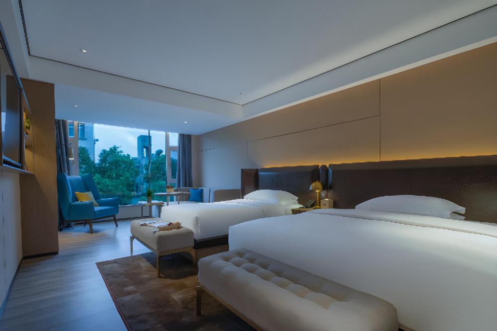 echarm plus hotel lijiang ancient city