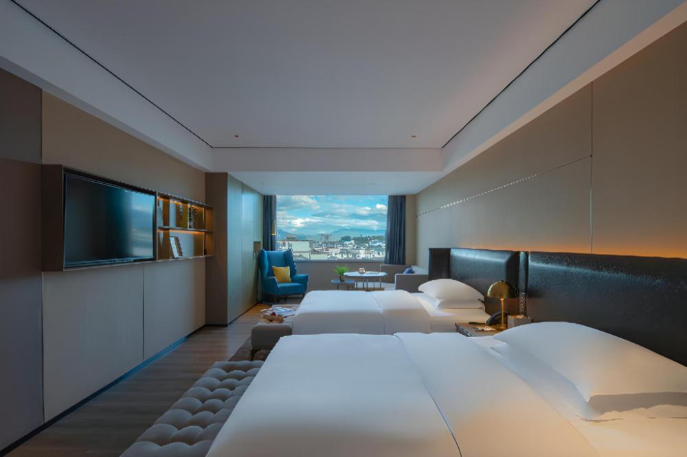 echarm plus hotel lijiang ancient city