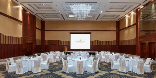 intercontinental doha the city by ihg
