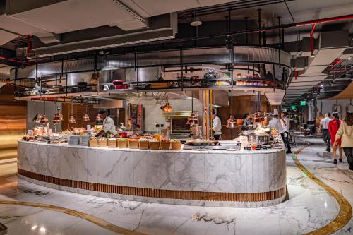 intercontinental doha the city by ihg