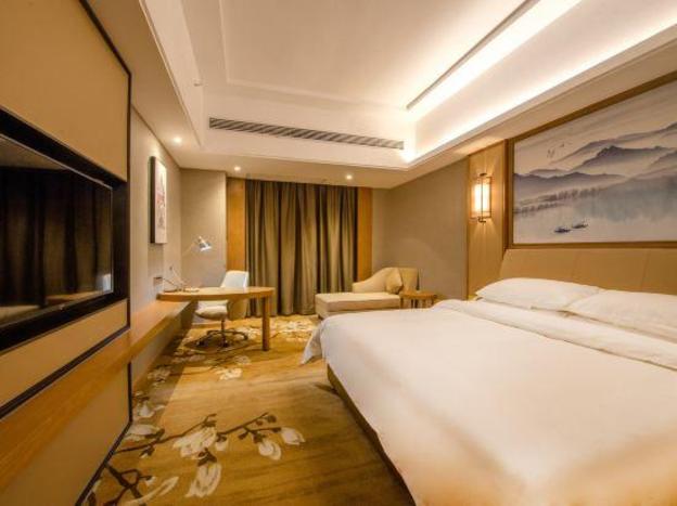 vienna international hotel loudi stadium