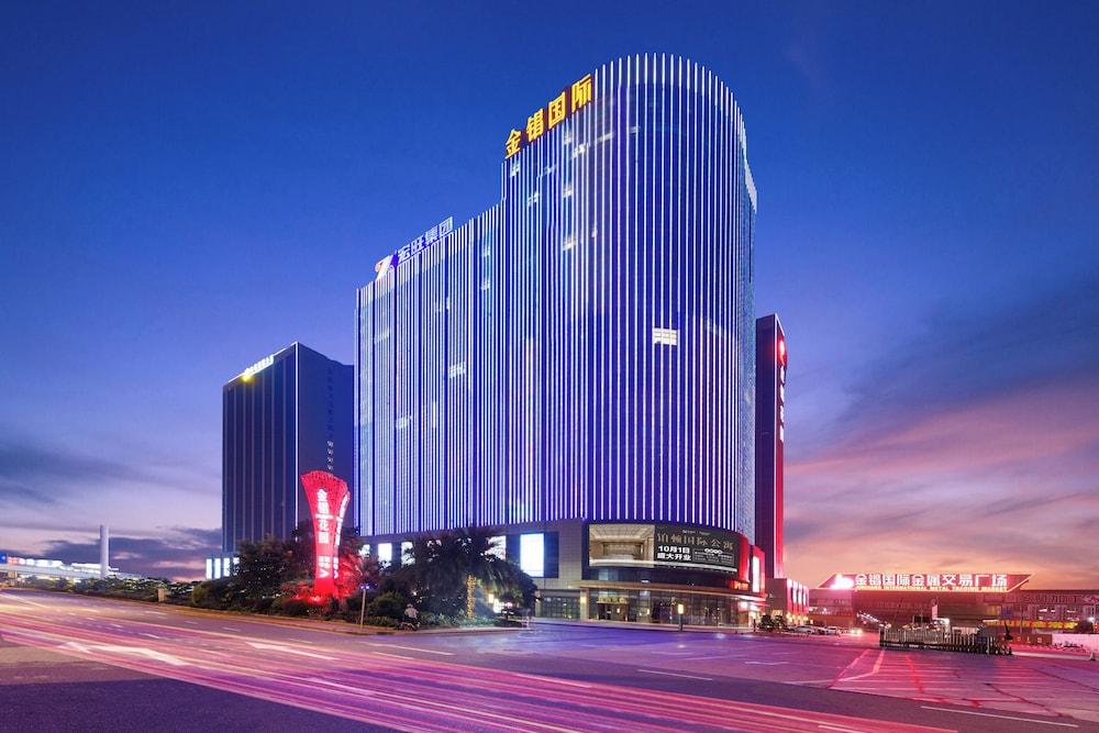 pollton apartment foshan flower convention