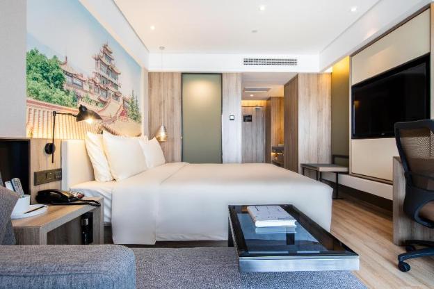 atour hotel lanzhou anning zhonghai plaza