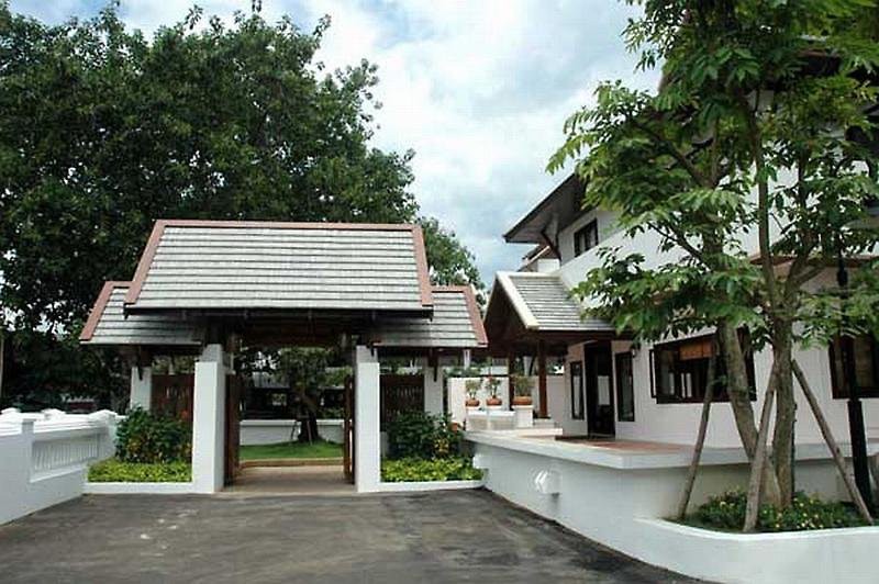 rimping village hotel