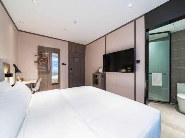 hanting hotel guanglu wujiaochang shanghai