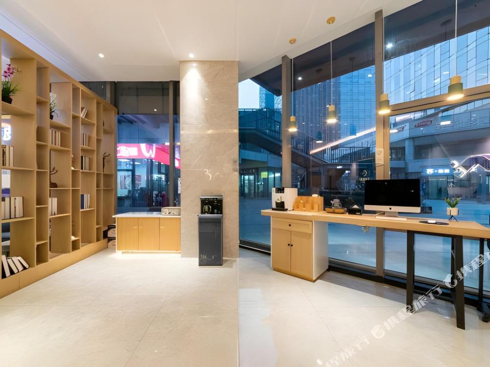 borrman hotel jinan west station greenland central plaza