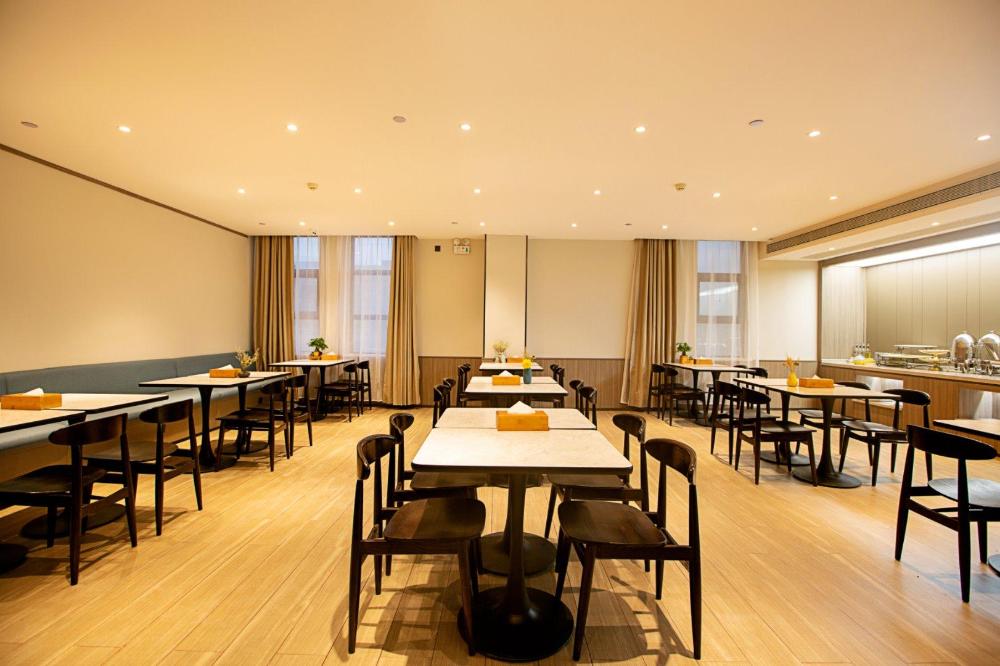 hanting hotel zhengzhou zhongyuan aquatic products liugang