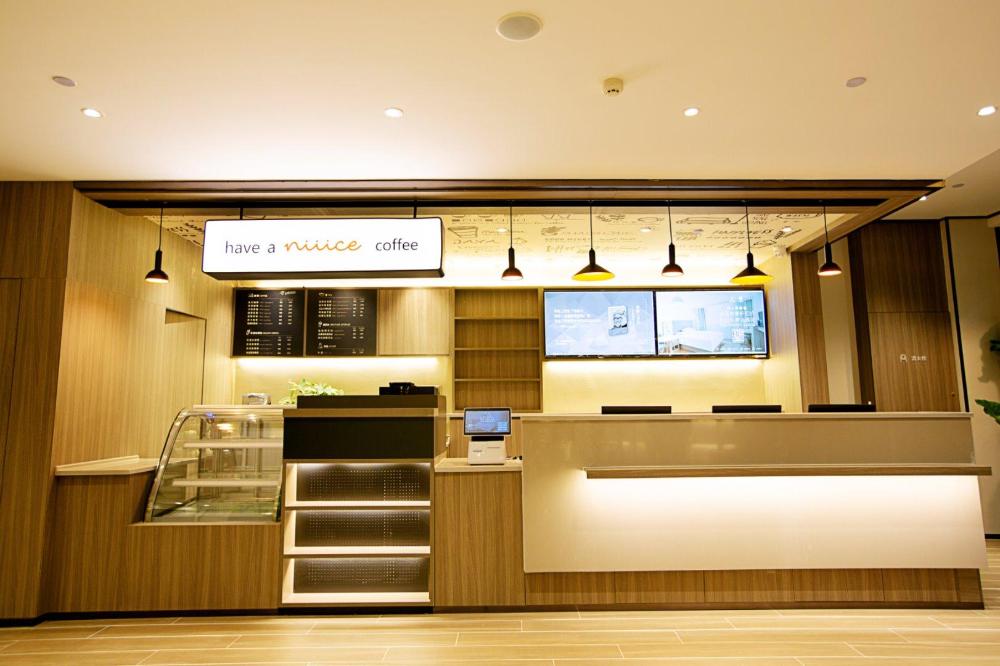 hanting hotel zhengzhou zhongyuan aquatic products liugang