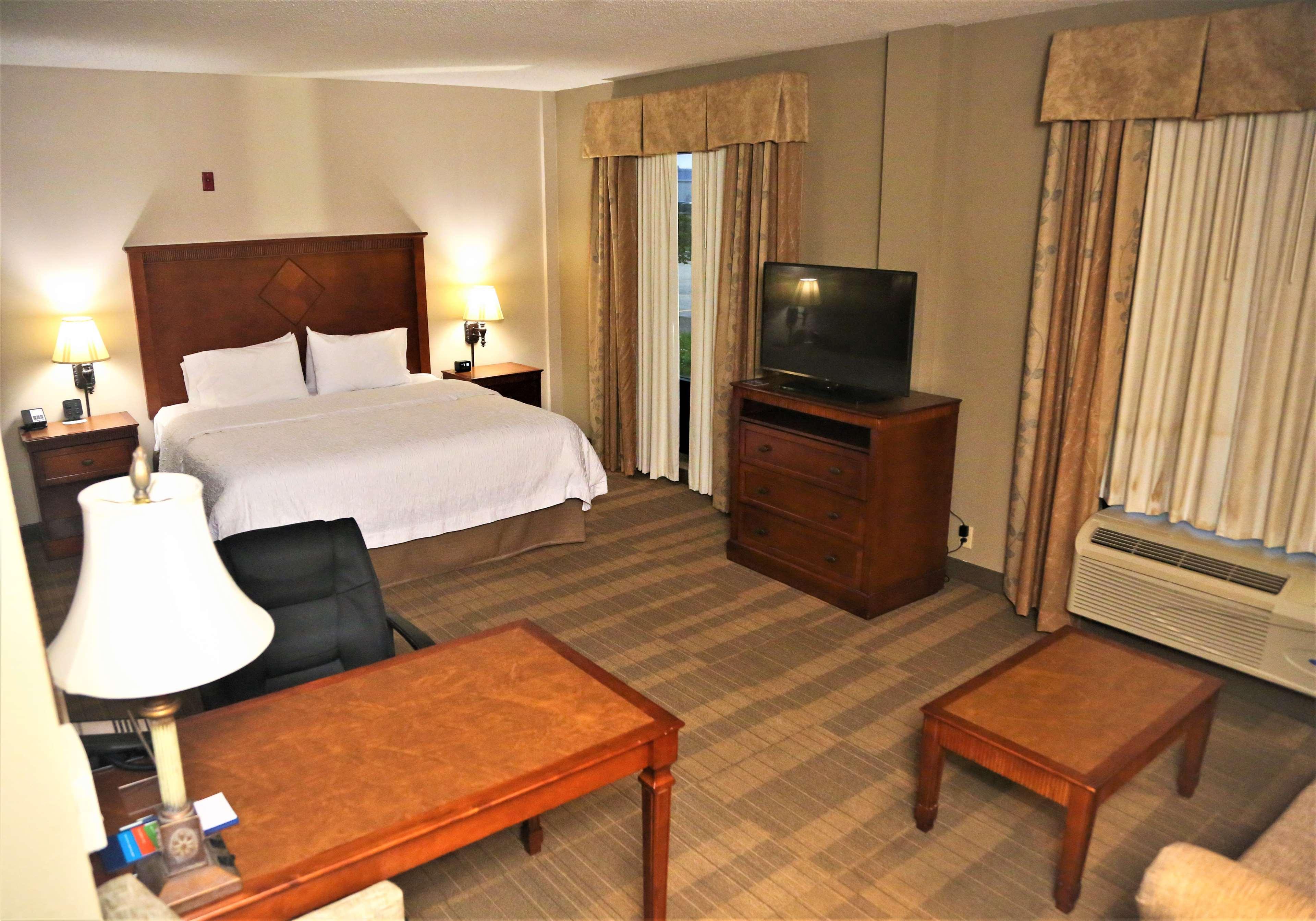 hampton inn and suites jennings