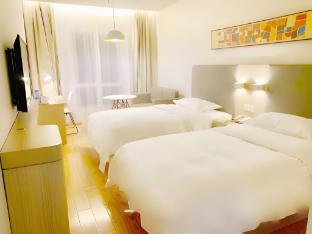 hanting hotel guangyuan central hospital maternity children branch