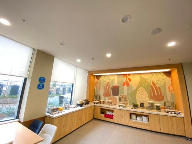 hanting hotel guangyuan central hospital maternity children branch