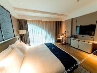 Echarm Hotel (Hezhou Shizhen Square),,3 star