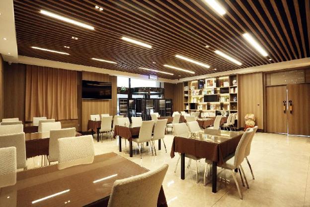 starway hotel fuxin liberation square