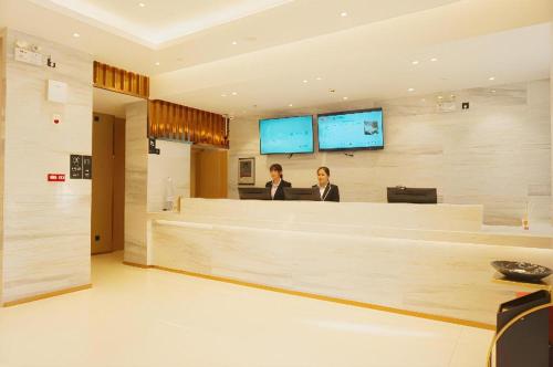 city comfort inn zhanjiang international trade dingsheng plaza