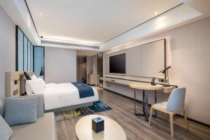 echarm hotel haikou youyi yangguang chengqiao middle road
