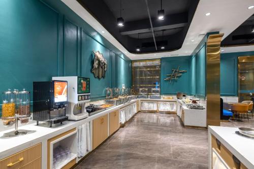 echarm hotel haikou youyi yangguang chengqiao middle road