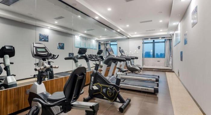 echarm hotel haikou youyi yangguang chengqiao middle road