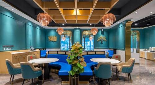 echarm hotel haikou youyi yangguang chengqiao middle road