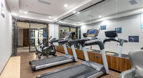 echarm hotel haikou youyi yangguang chengqiao middle road