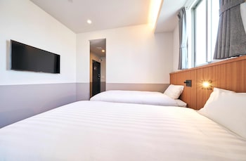 rakuten stay naha yachimun street