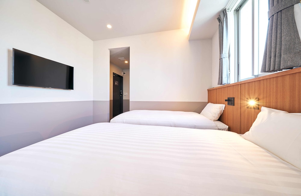 rakuten stay naha yachimun street