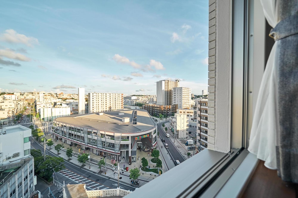 rakuten stay naha yachimun street