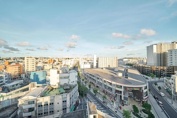 rakuten stay naha yachimun street