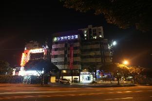 new manhattan tourist hotel