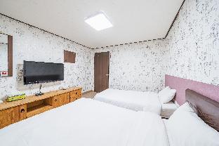 new manhattan tourist hotel