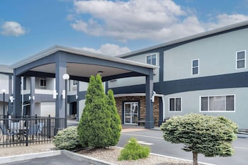 Days Inn & Suites By Wyndham Niagara Falls/Buffalo,Niagara County>>Kenmore,3 star