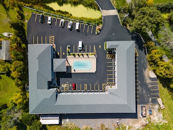 Days Inn & Suites By Wyndham Niagara Falls/Buffalo,Niagara County>>Kenmore,3 star