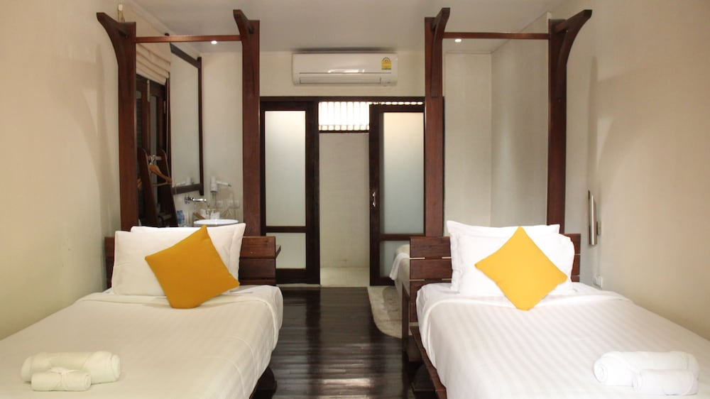 ancient luang prabang hotel