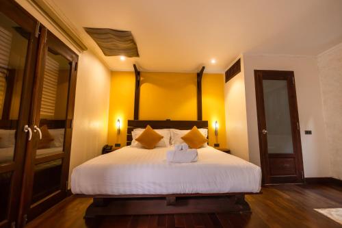 ancient luang prabang hotel