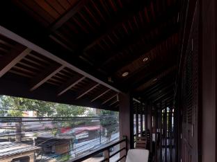 ancient luang prabang hotel