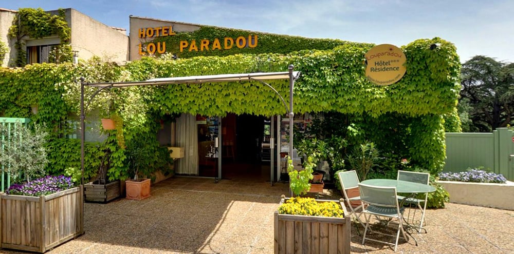 hotel residence lou paradou