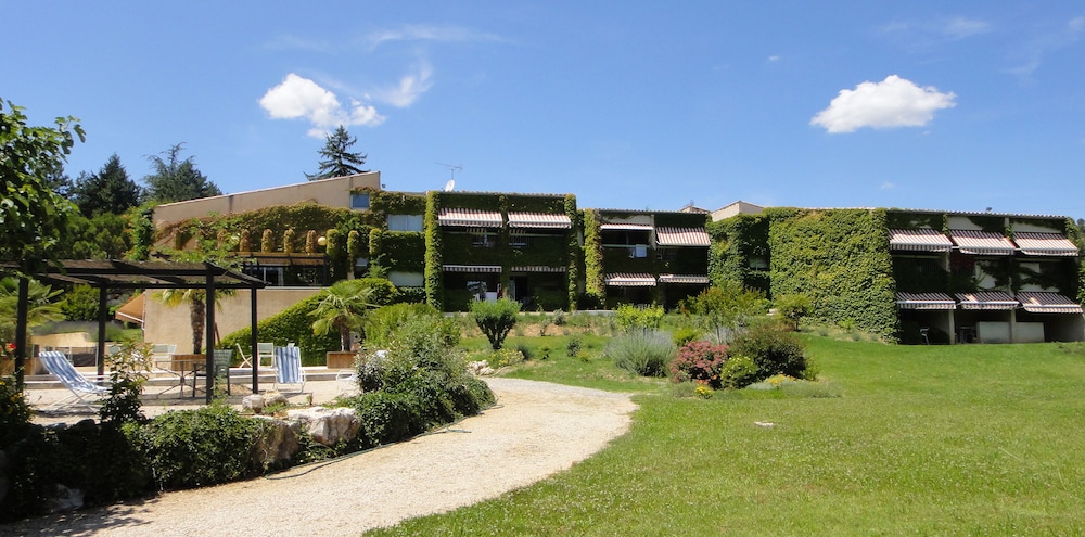 hotel residence lou paradou