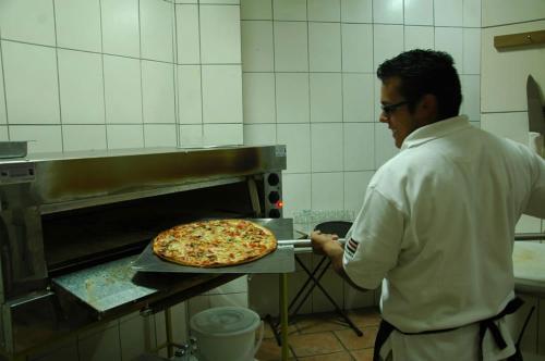 alajuela backpackers airport hostel