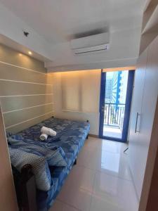 sea residences moa eric apartments