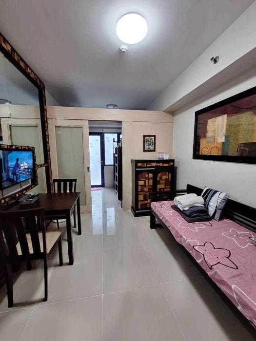 sea residences moa eric apartments