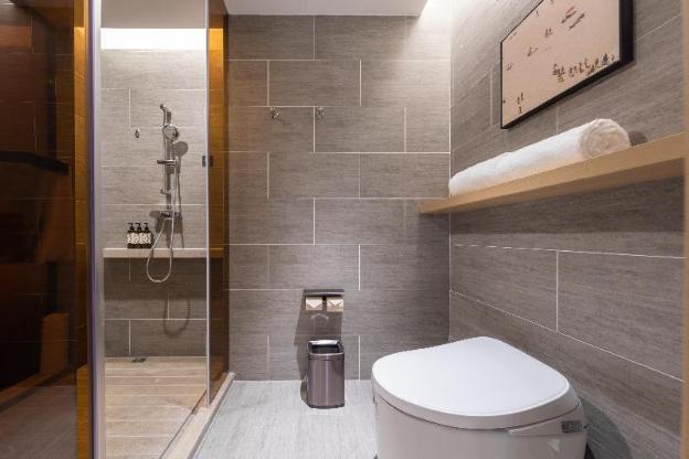 atour hotel ningbo fenghua huizheng street