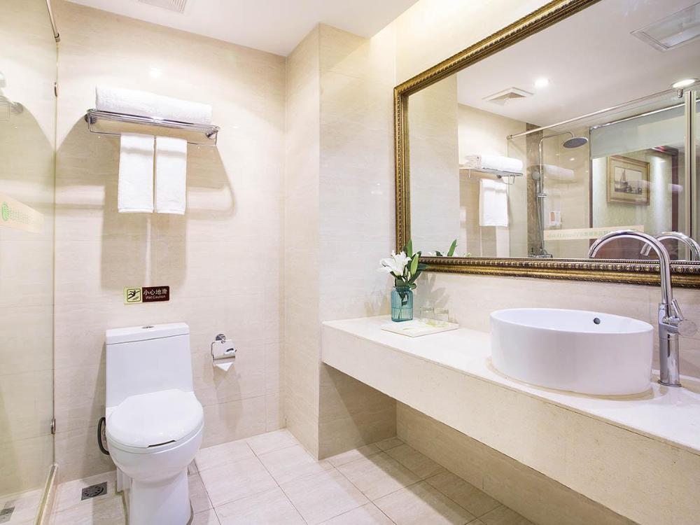 vienna hotel chengdu convention and exhibition center huayang metro station