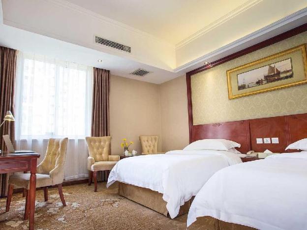 vienna hotel chengdu convention and exhibition center huayang metro station