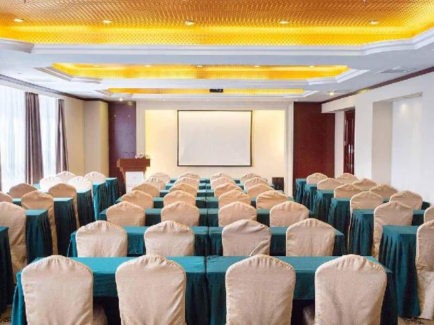 vienna hotel chengdu convention and exhibition center huayang metro station
