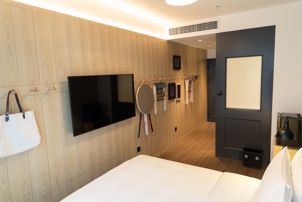 moxy shenzhen north station