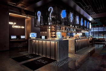 moxy shenzhen north station