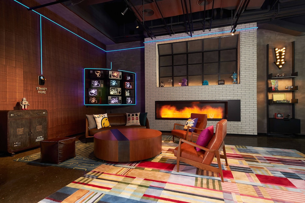 moxy shenzhen north station