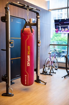 moxy shenzhen north station