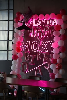 moxy shenzhen north station