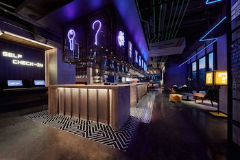 moxy shenzhen north station